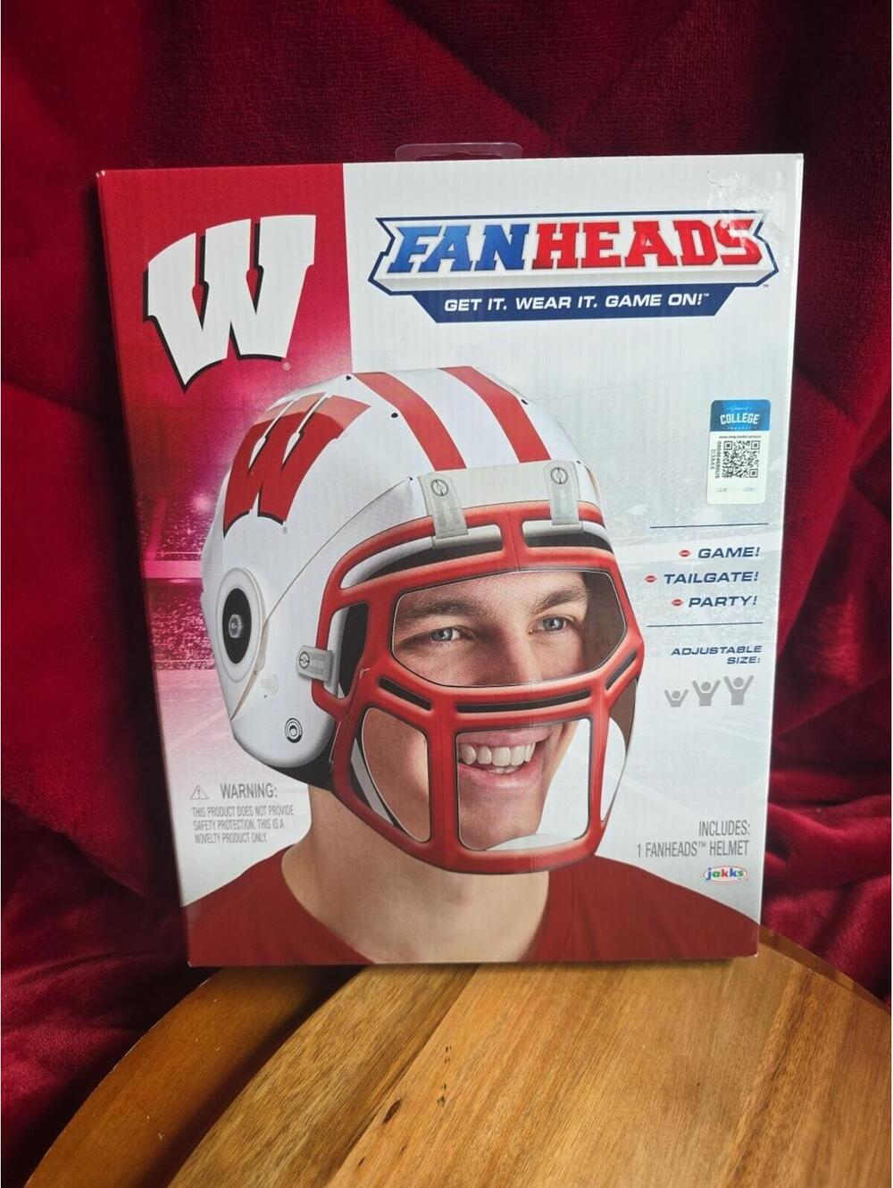 NEW SEALED UNIVERSITY OF Wisconsin Badgers FAN HEAD FOOTBALL HELMET New Jakks
